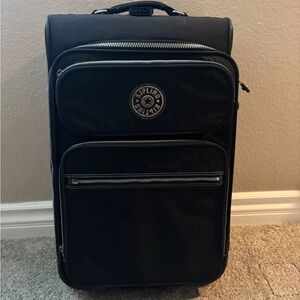 Kipling 22 in Black Travel Bag